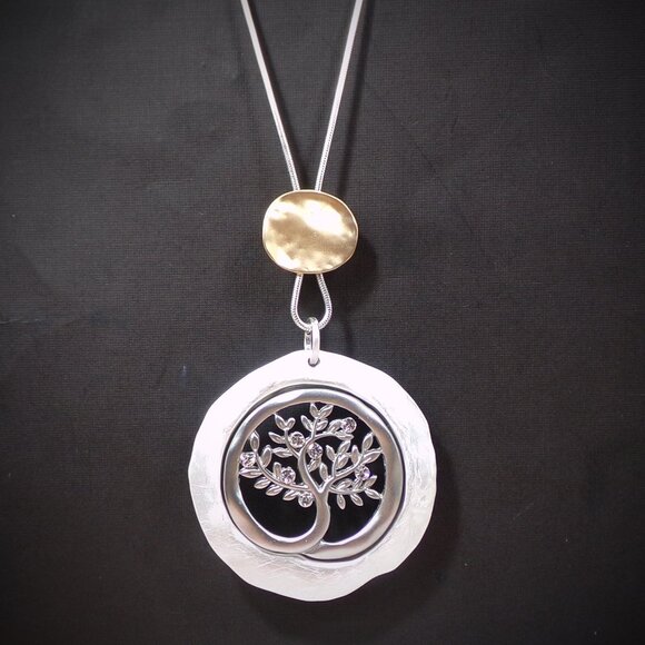 Tree of life large round pendant necklace with carved tree leaves center 2.65" - Picture 5 of 13